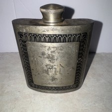 Vintage Selwin Pewter Flask. No Personalization / Engraving. A picture