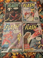 4 Vintage DC comics The Flash. Rare Reverse Flash. All In Good Condition picture