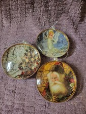 Vtg England Pic Disc Shaped 4in. Christmas Ornaments, Old Saint Nicholas glass picture