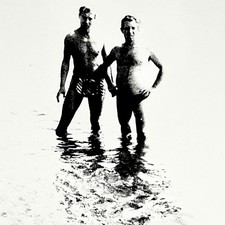 1940s Shirtless Men Swim Trunks Water Artistic Gay Interest Vtg Snapshot Photo picture