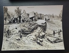 1937 BEN HILL GEORGIA TRAIN WRECK PHOTO VINTAGE ORIGINAL~ 6 3/8 X 8 3/4 INCHES picture