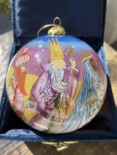 Pier 1 Li Bien Christmas Ornament 3 Wise Men Reverse Painted Glass 2004 Boxed picture