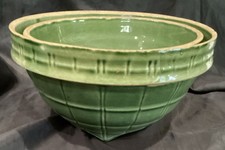 2 ANTIQUE McCOY USA ROUND MIXING BOWLS 8 N 9 WINDOWPANE 8 1/2” N 9 1/2” 1920-30 picture