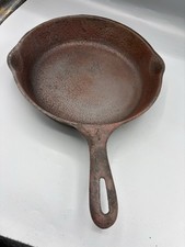 Vintage Unmarked Cast Iron Skillet 9  3/4”  Marked #7 Likely Wagner Ware FP10 picture