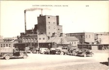 Lincoln, ME Maine  EASTERN CORPORATION  Factory/Plant  ca1940's B&W Postcard picture