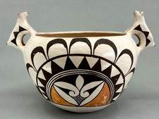 Vintage Acoma Pueblo Effigy Cow Pot 9 3/4