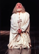Nigel Hawthorne in the role of King Lear during rehearsals at the - Old Photo 1 picture