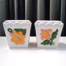 VINTAGE AMERICANA WHITE CERAMIC FLOWERS FRUIT SALT & PEPPER SHAKERS picture