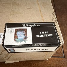 RARE BRAND NEW IN BOX Disney Parks Mickey Mouse SPL BG Resin Photo Picture Frame picture