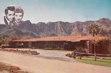 Vintage souvenir postcard published 1960 from Homes of Stars Palm - Old Photo picture