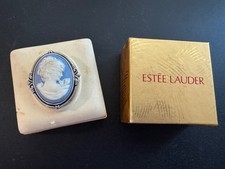 ESTEE LAUDER GORGEOUS Beautiful Solid Perfume BLUE CAMEO  1986 with original box picture