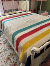 Vtg. 1934-1940 Hudson's Bay Company 4 point 100% wool blanket w/ “stacked” Label picture