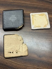 Original WW2 German Iron Cross Medal  Badge Case Box Parts Display picture