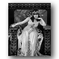 Theda Bara Photo 8x10 Cleopatra Film Set 1917 Glamour Actress-2 picture