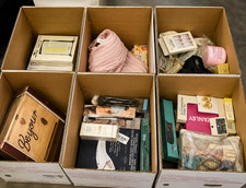 HomeGoods Surprise Discovery Liquidation Box Brand New Mixed Merchandise picture