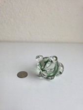 Vtg Art Glass Frog Paperweight Frog with Bug Eyes Green Swirls Clear Glass 2.75” picture