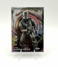 2026 Topps Chrome Star Wars – The Mandalorian #47 – Black & White Shimmer picture