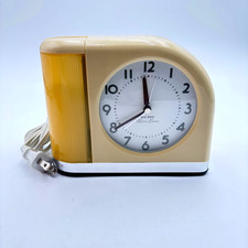 Vintage Big Ben Moon Beam Alarm Clock Yellow Lighted Retro Bedside Clock picture