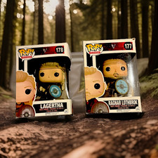 Funko Pop Television Vikings Ragnar #177 + Lagertha #178 w/ Protector (2) picture