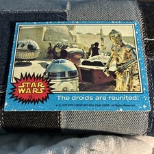 1977 Topps Star Wars #12 The Droids Are Reunited R2-D2 C-3PO Blue Series picture