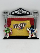 NEW M&M’s World Las Vegas Elvis Showgirl 4x6 Photo Frame Souvenir RARE picture