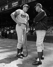 Frank Howard of the Washington Senators talks circa 1960s Old Photo 1 picture