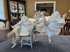 Lladro Backstage Ballet Figurine Limited Edition # 8476 Figure #0571 of 2500 picture