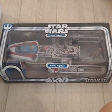 Hasbro Star Wars Trilogy Collection Y-wing Fighter Vehicle w/ Y-wing Pilot 1995 picture
