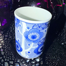 Vintage Japanese Blue & White Porcelain Yunomi Teacup & Fan Motif- Juzan Kiln 寿 picture