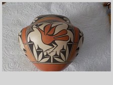 Zia Pueblo pottery olla Sofia + Lois Medina 9.25