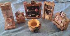 Lot Peter Fagan 5PC Cat Figurines & Majolica Vase    Chips, Missing Pieces AS IS picture