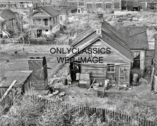 1938 DILAPIDATED HOUSES BESIDE RAILROAD TRAIN TRACKS 8x10 PHOTO OMAHA, NEBRASKA picture
