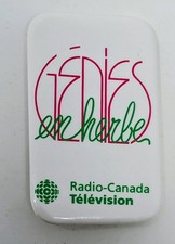 Vintage Génies en Herbe Radio-Canada TV Pinback Button - Quebec Quiz Show picture