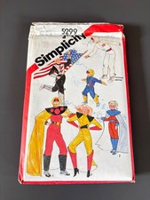 Vintage 70s 80s halloween space sci fi sewing pattern simplicity picture