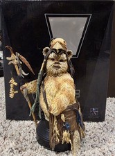 Gentle Giant- Star Wars-Logray Bust picture