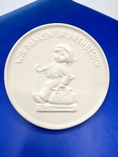 Hummel Goebel Collectors' Club Keepsake from Birthplace 1975 Plaque Round picture