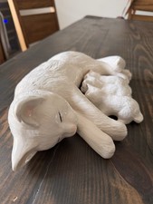 Vintage Scioto Sleeping Cat & 3 Kittens Ceramic Figurine White Mother Kitten Set picture