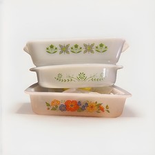 FIREKING-GLASSBAKE-MILKGLASS-VINTAGE RETRO MCM picture