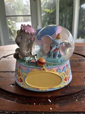 Vintage Disney Dumbo and Mrs. Jumbo Elephant Snow Globe Music Box Figure Globe picture