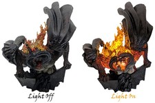 Gentle Giant Lord of the Rings Balrog Light-Up Mini Bust Limited Edition NEW picture