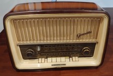 Orig 1958 TELEFUNKEN Model GAVOTTE 8E Tube RADIO Works As It Should EXCELLENT picture
