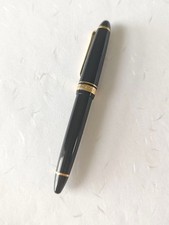 SAILOR 1911 Fountain Pen 14K Gold Nib Black Gold Trim Scratches on Barrel End picture