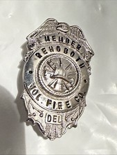 Vtg Rehoboth Beach Delaware Volunteer Fire Company badge picture