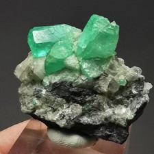 117ct GEMMY Emerald w. Matrix  /Muzo, Colombia / Rough Crystal Gemstone Specimen picture