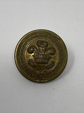 1881-1922 Prince of Wales Leinster Regiment Royal Canadians Button Hobson & Sons picture