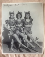 LINDSAY , LAVERNE  & BETTY THREE STOOGES HAND SIGNED AUTOGRAPH PHOTO 8 X 10 COA picture