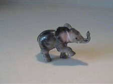 VINTAGE 1953 MINIATURE HAGEN RENAKER rMATTE FINISH BABY ELEPHANT picture