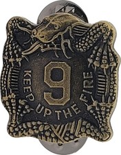 U.S. Military 9th Infantry Regiment DI DUI Insignia Crest D22 KEEP UP THE FIRE picture