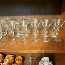 Set of Clear Stemmed Red Wine Glasses, Round Glass, Cold Beverage, Adults picture