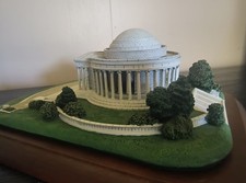 Danbury Mint The Jefferson Memorial Base. 12